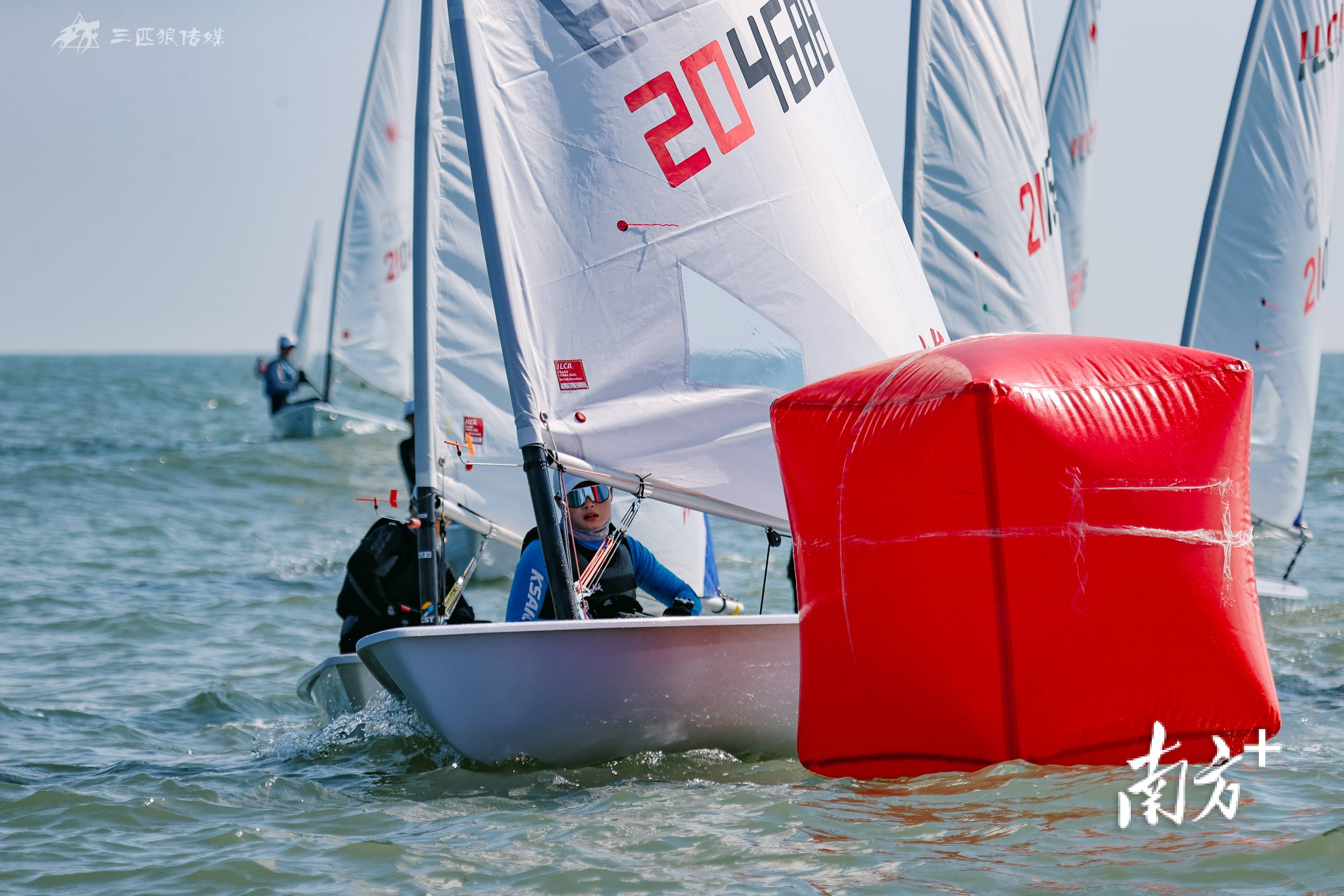 半岛体育登入-新西兰运动员在帆船比赛中创造佳绩