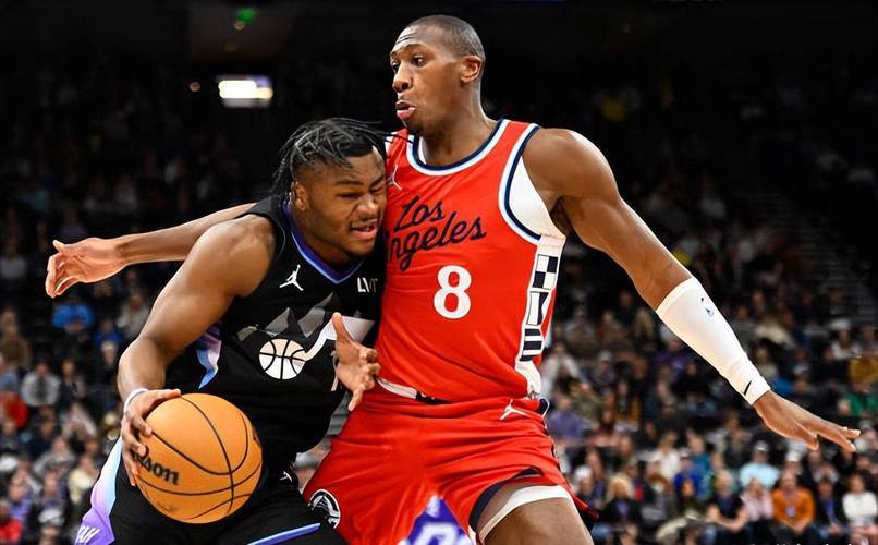 半岛体育app投注-快船主控状态下滑，球队亟需解决问题的简单介绍